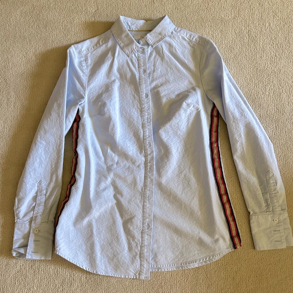 Boden Light Blue Oxford Shirt with Red/Gold Stripes - Sz 6 - EUC